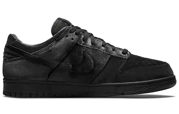 Dover Street Market Nike Dunk Low "Triple Black - 2