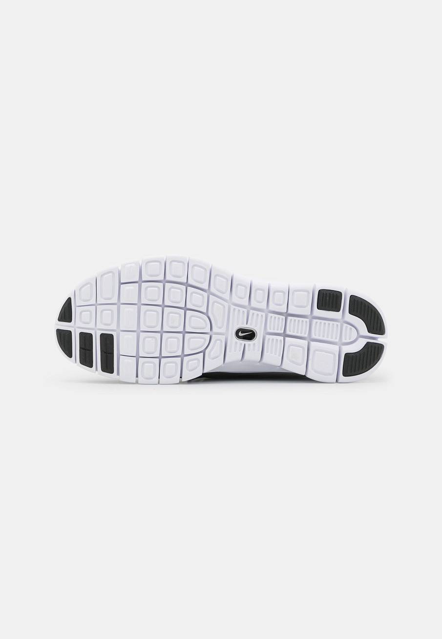 Фото № 4 с приближением к товару «‎Nike Free 2 »