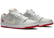 Фото № 1 с приближением к товару «‎Nike SB Dunk Low Girls Dont Cry (F&F)»