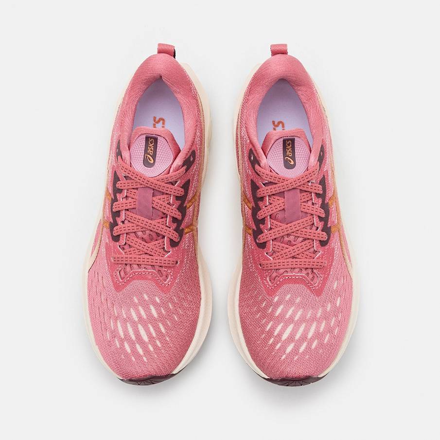 Фото № 4 с приближением к товару «‎Asics Novablast 2»