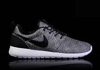 Фото № 2 с приближением к товару «‎Nike Roshe One Prem Plus »