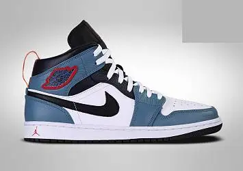 Nike Air Jordan 1 Retro SE Fearless Facetasm  - 2