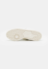 Фото № 5 с приближением к товару «‎Adidas Forum »