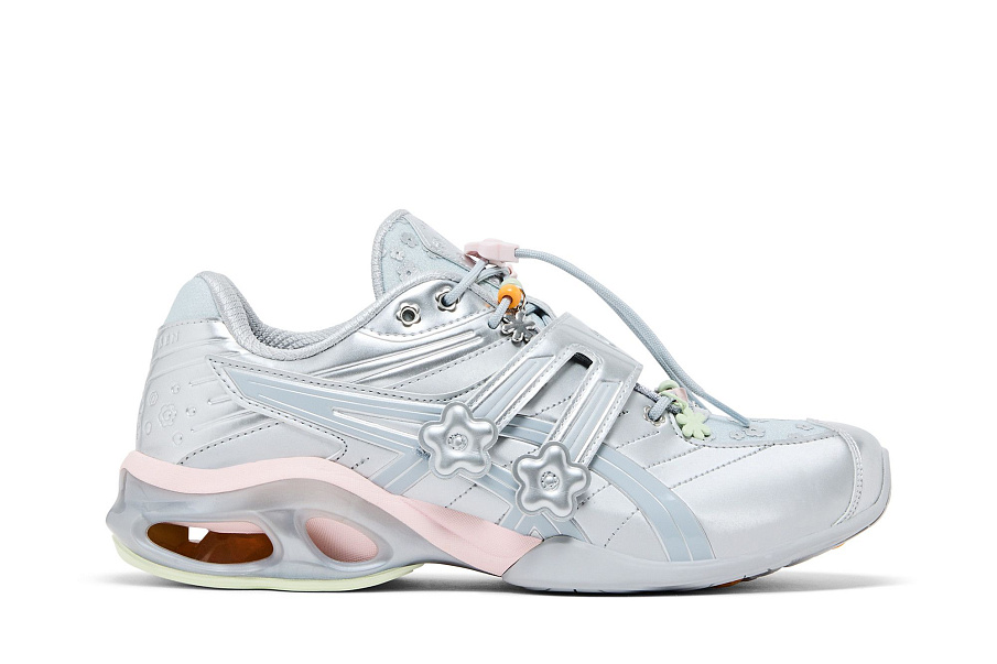 Фото № 2 с приближением к товару «‎ASICS Women's Cecilie Bahnsen x Gel-Kinetic FR Piedmont Gre Pure Silver»
