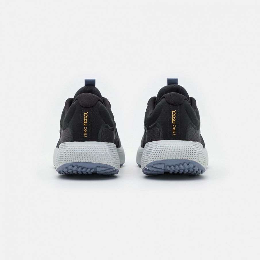 Фото № 3 с приближением к товару «‎Nike React Escape»