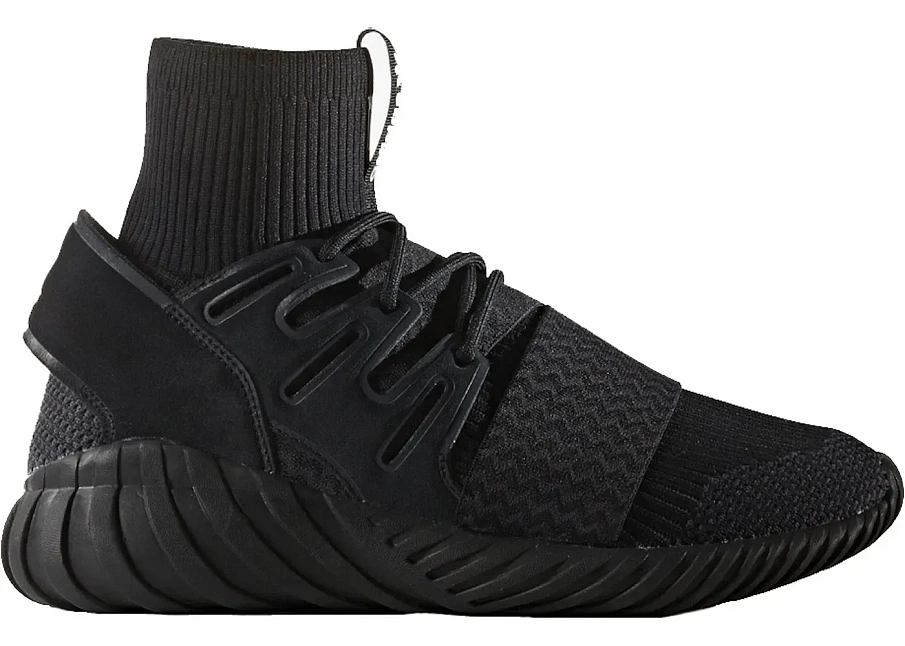 Фото № 1 с приближением к товару «‎adidas Tubular Doom Triple Black 2.0»