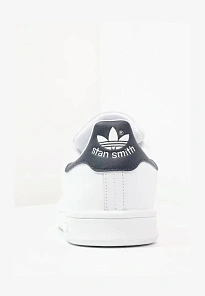 Фото № 4 с приближением к товару «‎STAN SMITH»