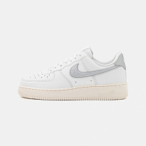 Фото № 1 с приближением к товару «‎Nike W Air Force 1 07 Ess Trnd »