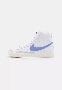 Фото № 1 с приближением к товару «‎BLAZER MID 77»