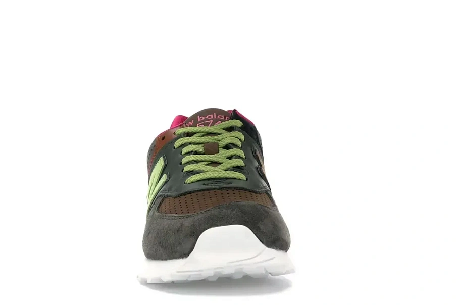 Фото № 2 с приближением к товару «‎New Balance 574»