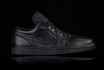 Фото № 5 с приближением к товару «‎Nike Air Jordan 1 Retro Triple »