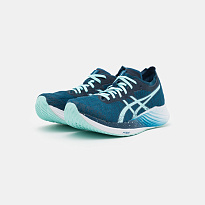 Фото № 5 с приближением к товару «‎Asics Magic Speed»