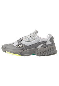 Фото № 2 с приближением к товару «‎Adidas Falcon »