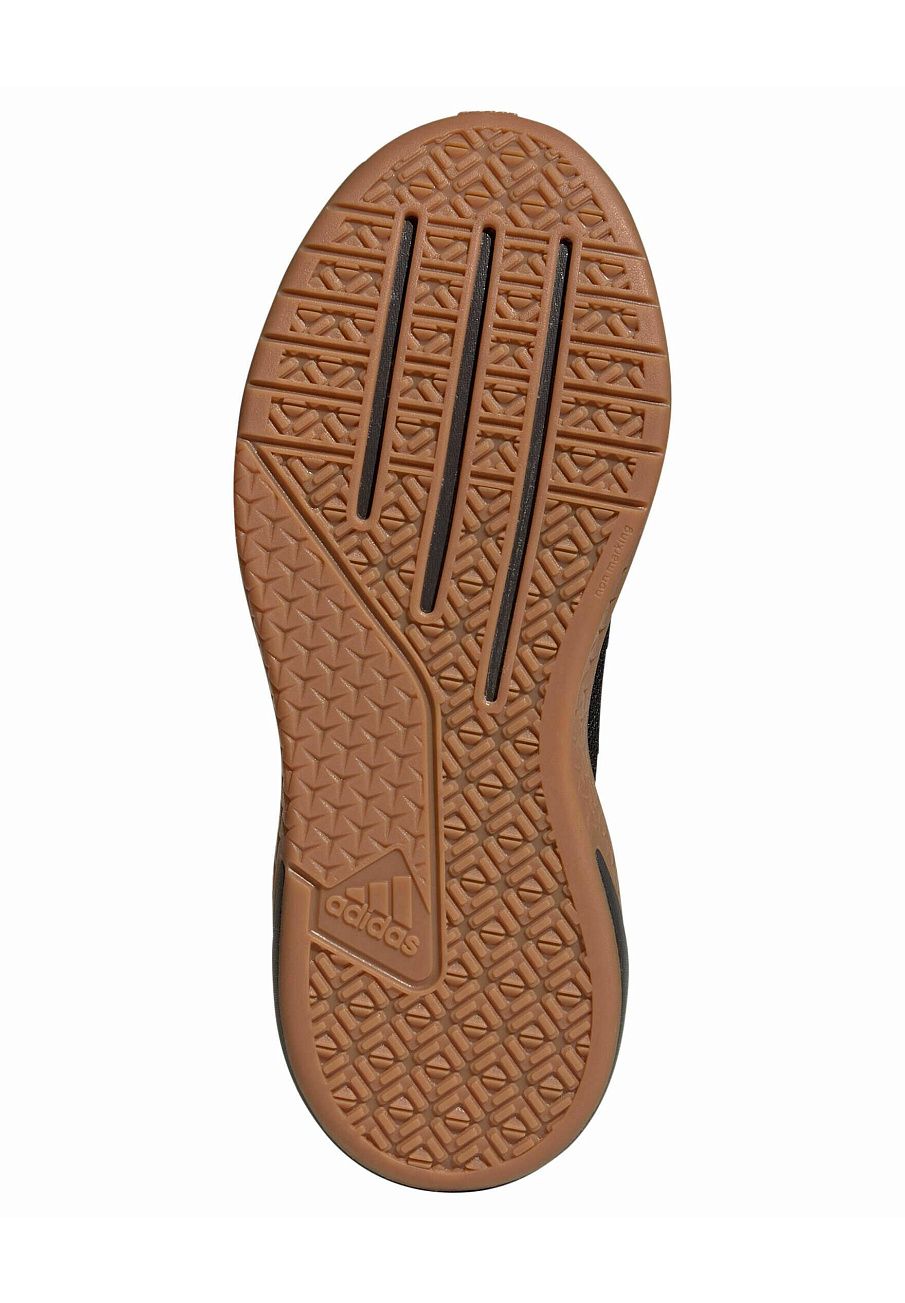 Фото № 5 с приближением к товару «‎Adidas Trekkingowe»