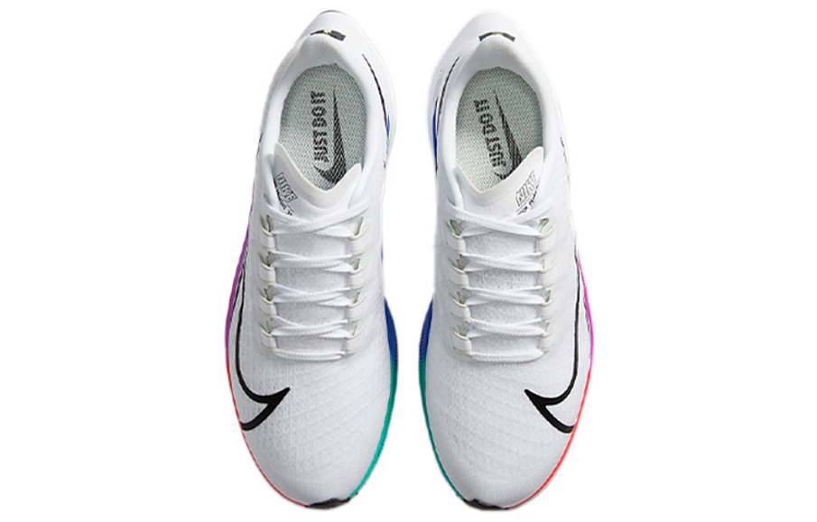 Фото № 4 с приближением к товару «‎Nike Air Zoom Pegasus 37 'White Multi'»