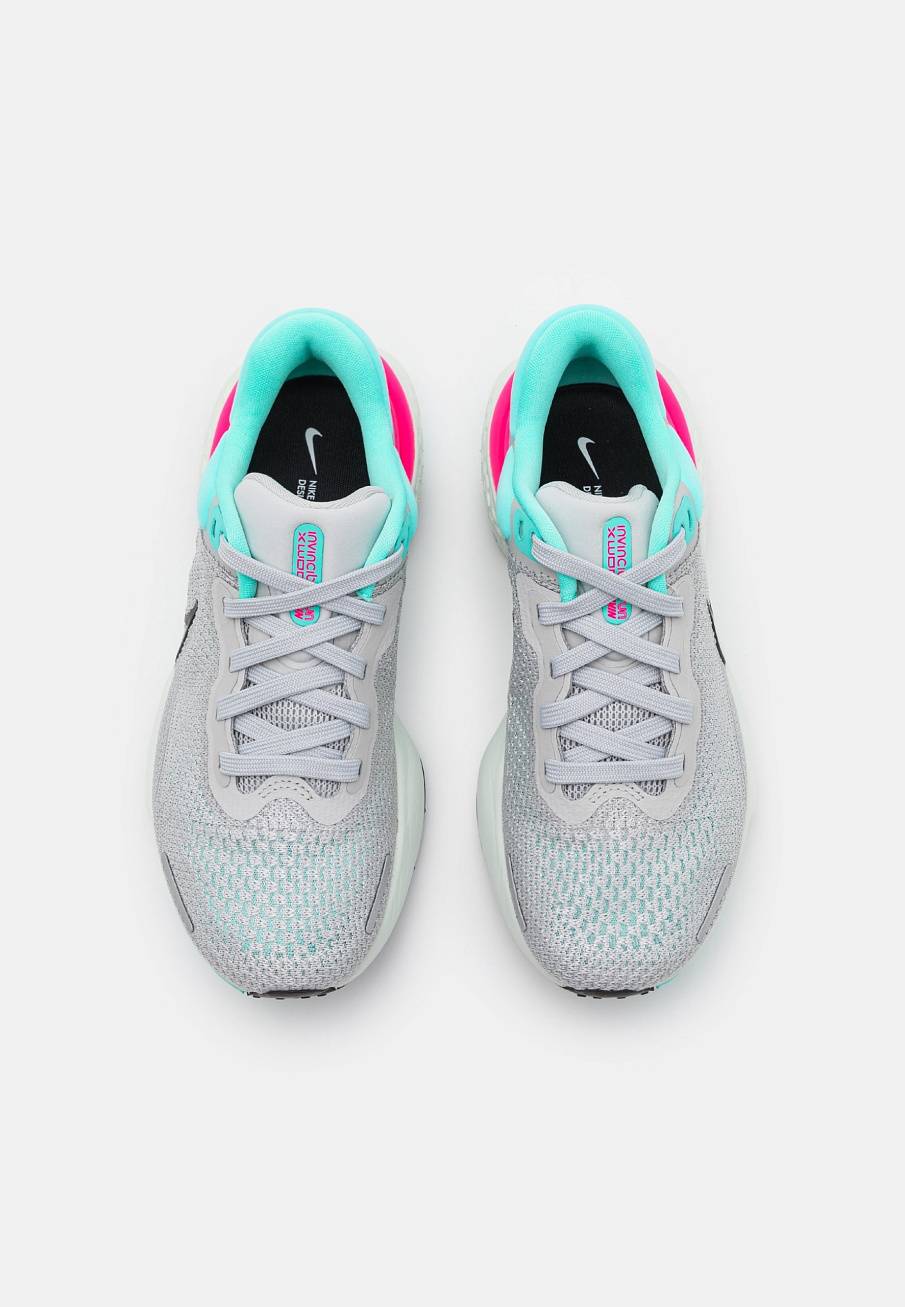 Фото № 4 с приближением к товару «‎Nike Zoomx Invincible Run»