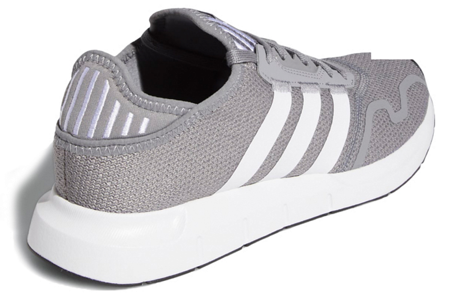 Фото № 4 с приближением к товару «‎adidas originals Swift Run X 'Grey'»