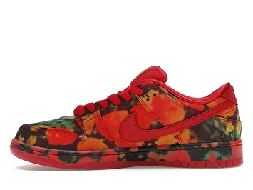 Nike SB Dunk Low - 3