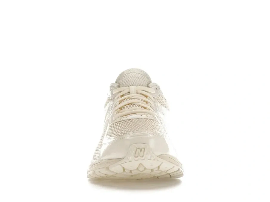 Фото № 2 с приближением к товару «‎New Balance 860v2»