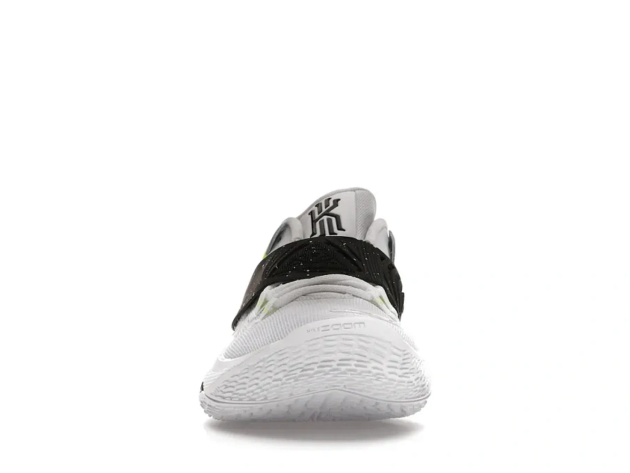 Фото № 2 с приближением к товару «‎Nike Kyrie Low 3 Team White Black»