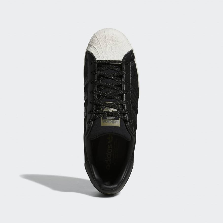 Фото № 3 с приближением к товару «‎Adidas Superstar »