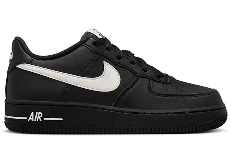 Фото № 1 с приближением к товару «‎Nike Air Force 1 Low»