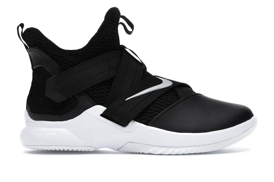 Фото № 1 с приближением к товару «‎Nike LeBron Soldier 12 TB Black White Silver»