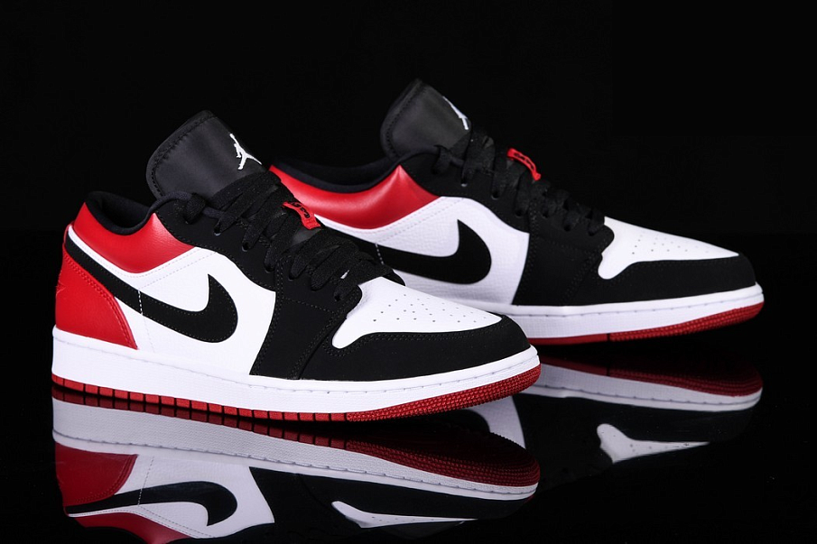 Фото № 2 с приближением к товару «‎Jordan 1 Low Black Toe»