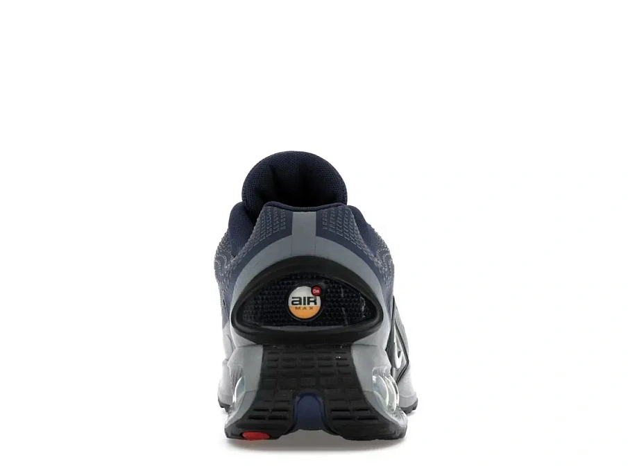 Фото № 4 с приближением к товару «‎Nike Air Max Dn»