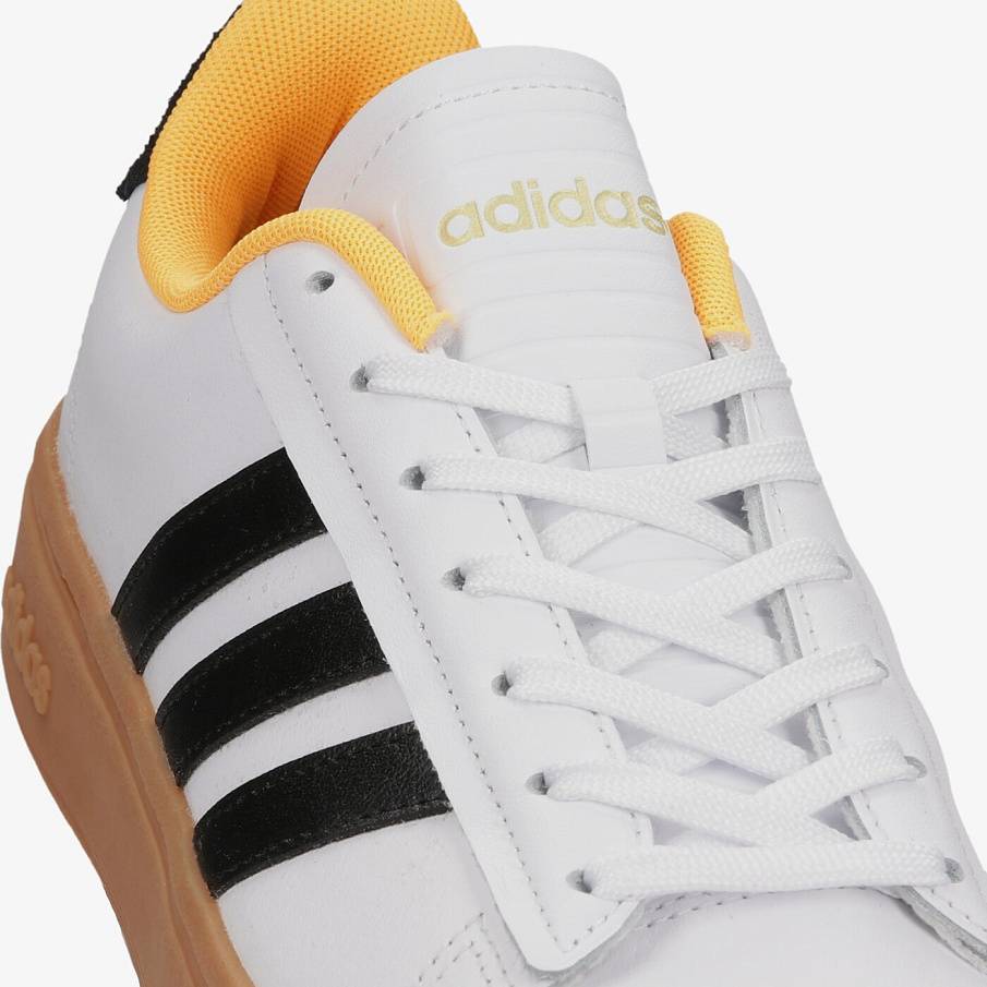 Фото № 4 с приближением к товару «‎Adidas Grand Court Alpha»
