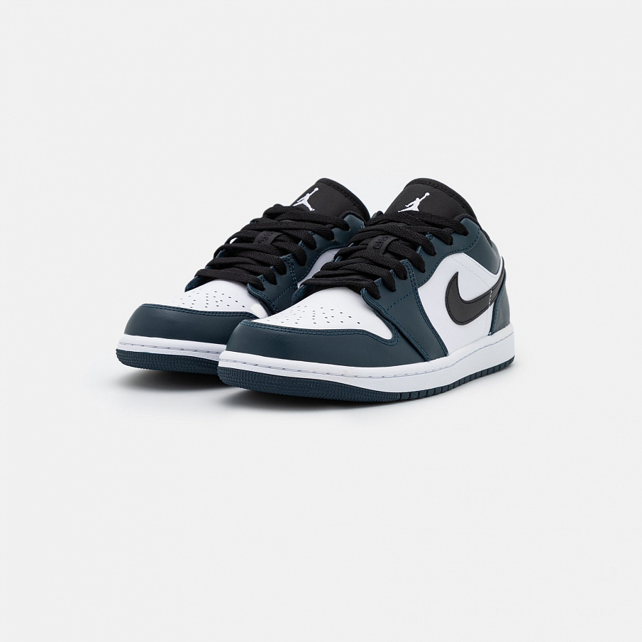 Фото № 2 с приближением к товару «‎Jordan Air 1 »