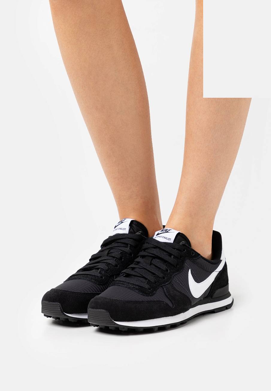 Фото № 1 с приближением к товару «‎Nike Internationalist »