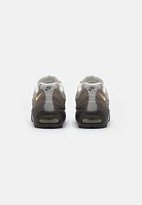 Фото № 2 с приближением к товару «‎Nike Air Max 95 »