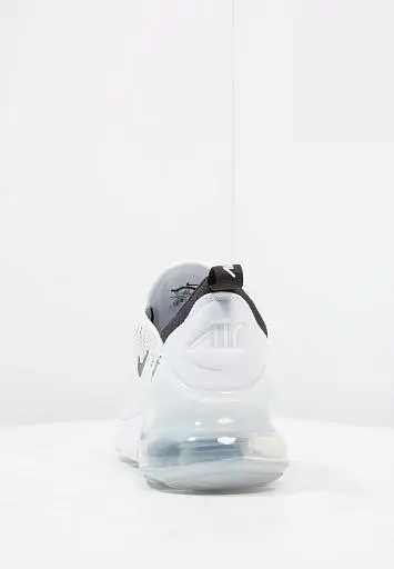 Nike Air Max 270  - 5