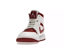 Фото № 5 с приближением к товару «‎Jordan 1 Mid Reverse Chicago »
