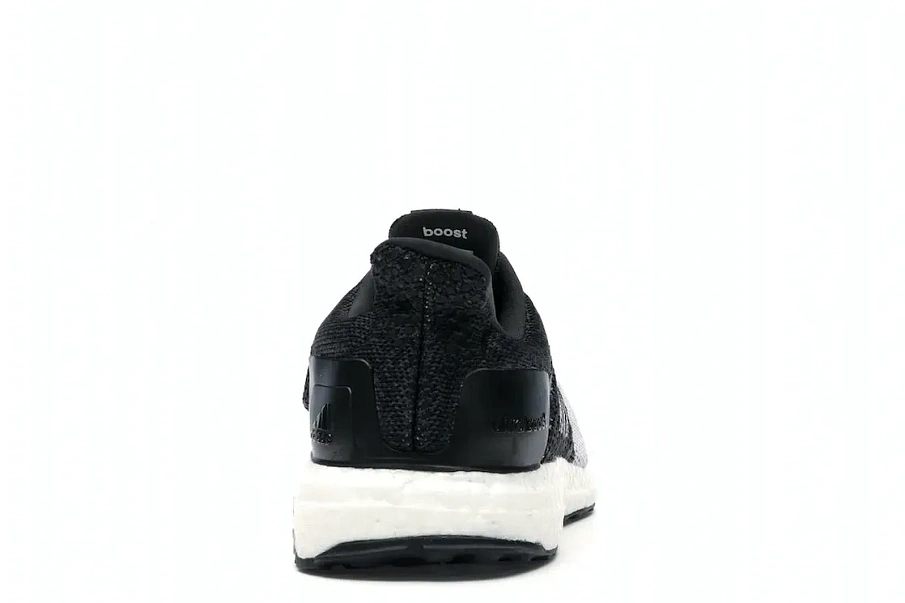 Фото № 4 с приближением к товару «‎adidas Ultra Boost ST Black White Carbon»