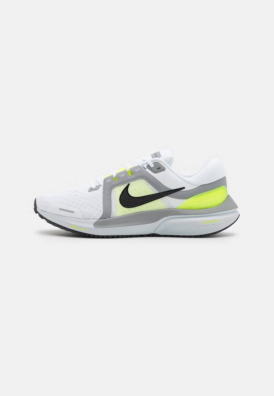 Фото № 2 с приближением к товару «‎Nike Air Zoom Vomero 16 Na»