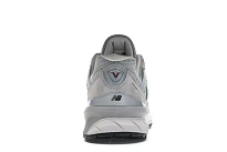 Фото № 4 с приближением к товару «‎New Balance 990v5»