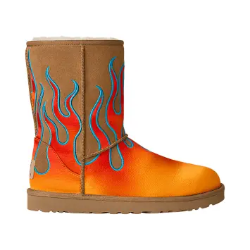 Jeremy Scott x UGG Classic Short Flame - 1