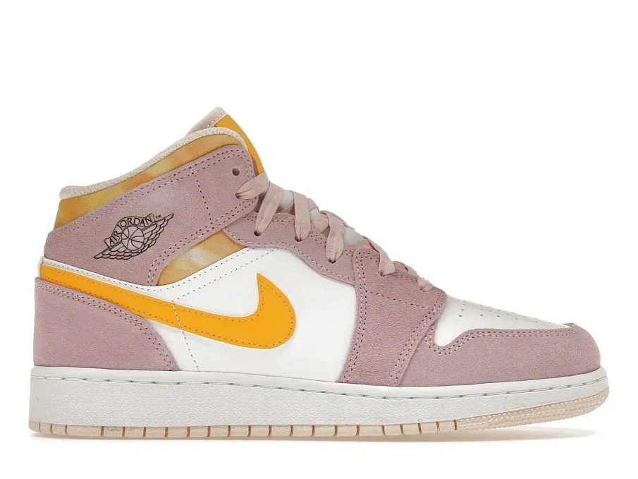Фото № 1 с приближением к товару «‎Jordan 1 Mid SE Arctic Pink »