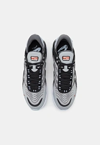 Фото № 4 с приближением к товару «‎AIR MAX»