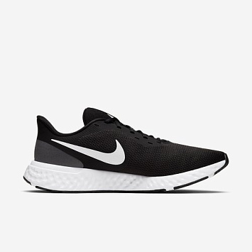 Nike Revolution 5 - 5