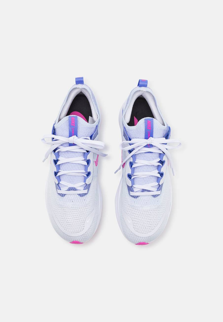 Фото № 4 с приближением к товару «‎Nike Zoom Fly 4»