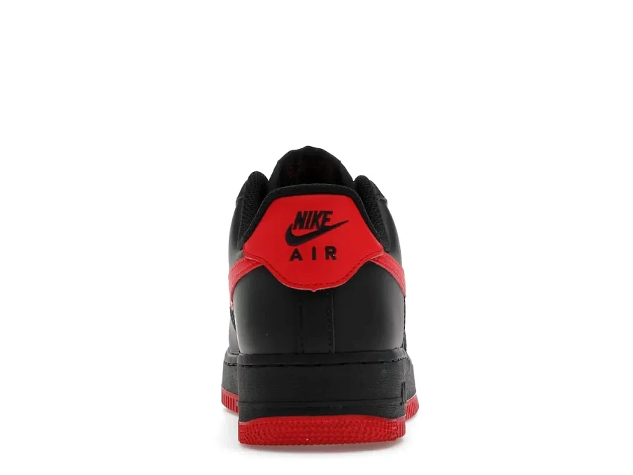 Фото № 4 с приближением к товару «‎Nike Air Force 1 Low '07 LV8»