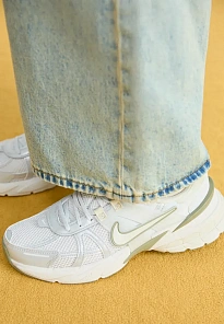 Фото № 2 с приближением к товару «‎V2K RUN»