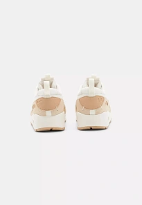 Фото № 3 с приближением к товару «‎AIR MAX 90 FUTURA MIN»