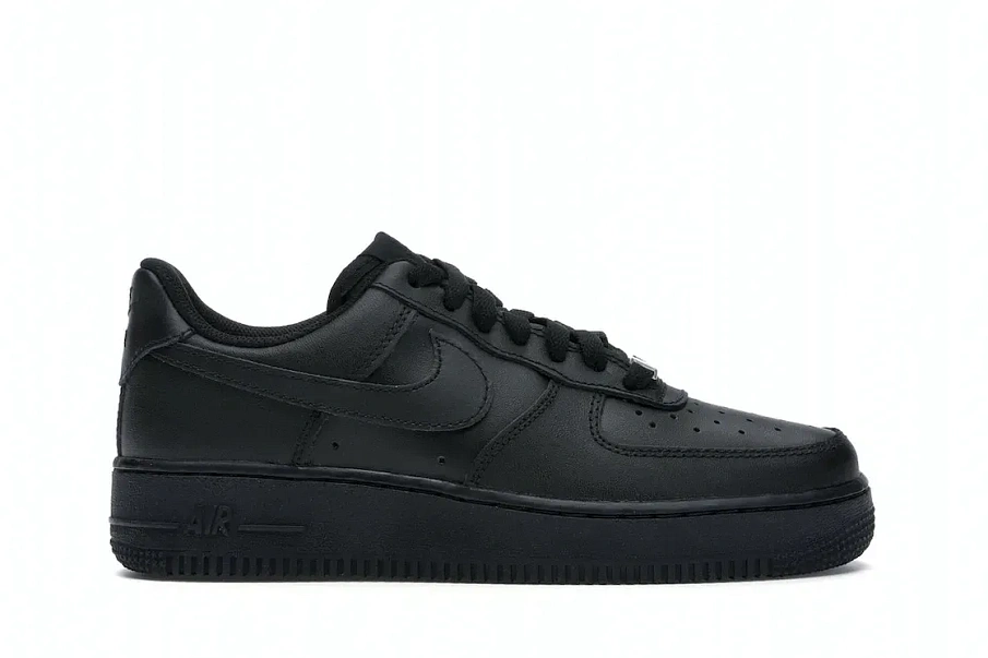 Фото № 1 с приближением к товару «‎Nike Air Force 1 Low 07 Black »