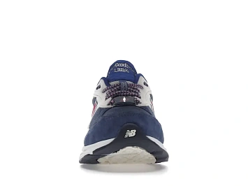 New Balance 990v3 - 2