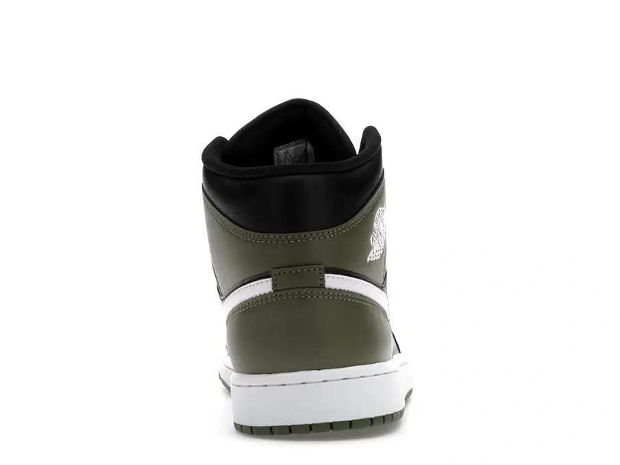 Фото № 4 с приближением к товару «‎Jordan 1 Mid»
