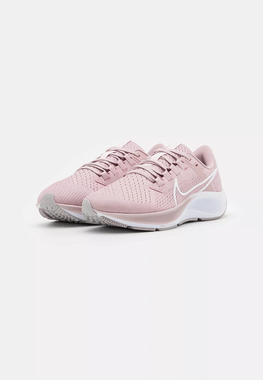 Фото № 2 с приближением к товару «‎AIR ZOOM PEGASUS 38»